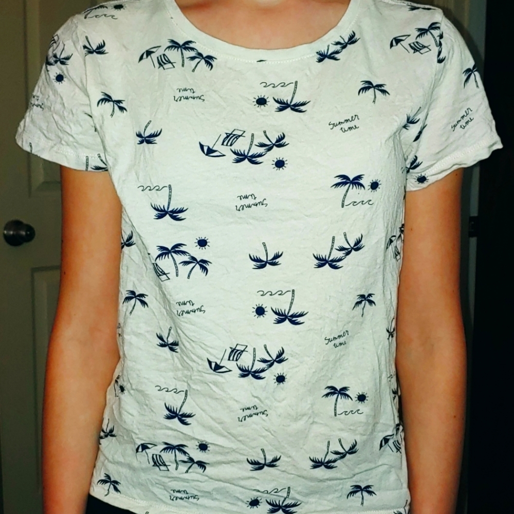 Girl's old navy high low shirt size 10/12